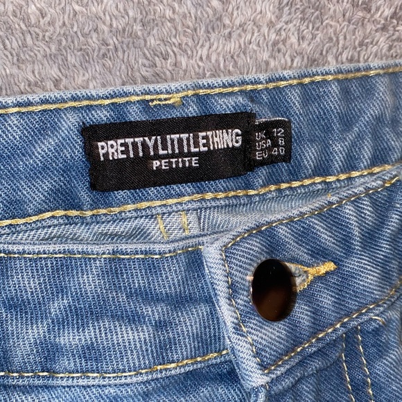 NEW Pretty Little Thing Blue Denim Distressed Shorts - Picture 2 of 8